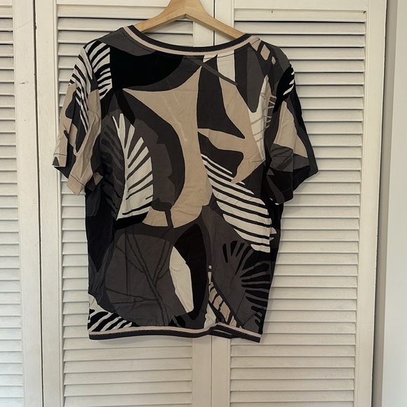 sandwhich_ Blouse - Picture 3 of 3